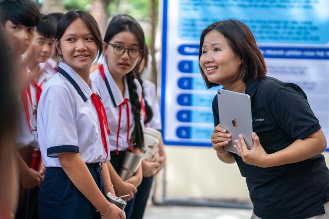 Apple hỗ trợ triển khai hệ thống nước sạch IoT đầu tiên cho trường học miền Tây - Ảnh 3.