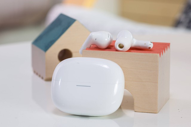 Hóa ra Xiaomi cũng có tai nghe không dây xịn như thế này: Thiết kế cao cấp, chống ồn cực tốt, nghe nhạc Hi-Res, pin dùng 36 giờ mà giá chỉ bằng nửa AirPods 4- Ảnh 3. Hóa ra Xiaomi cũng có tai nghe không dây xịn như thế này: Thiết kế cao cấp, chống ồn cực tốt, nghe nhạc Hi-Res, pin dùng 36 giờ mà giá chỉ bằng nửa AirPods 4- Ảnh 3.
