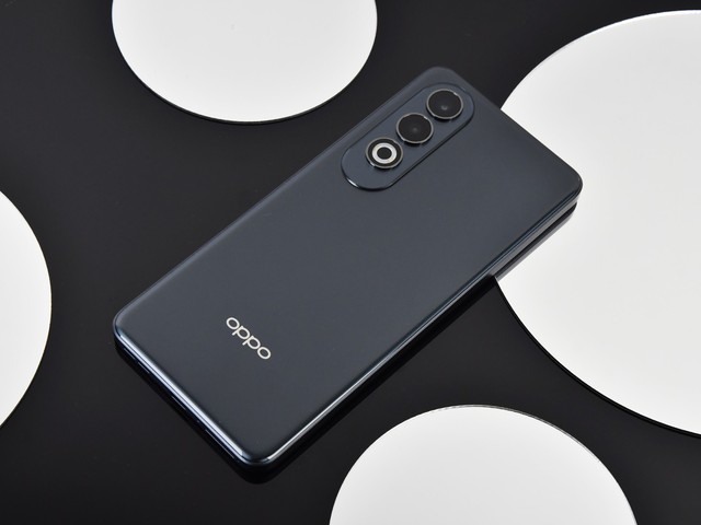 Cạnh tranh Xiaomi và iQOO, OPPO chuẩn bị ra mắt điện thoại giá rẻ cấu hình mạnh: Chip flagship "đầu 8", pin 7.000mAh, tích hợp quạt tản nhiệt RGB- Ảnh 4.