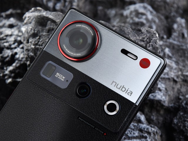 nubia Z70S Ultra ra mắt: Chip Snapdragon 8 Elite, camera có nút chụp riêng, pin 6.600mAh, sở hữu một tính năng mà 99% smartphone ngày nay không có- Ảnh 2. nubia Z70S Ultra ra mắt: Chip Snapdragon 8 Elite, camera có nút chụp riêng, pin 6.600mAh, sở hữu một tính năng mà 99% smartphone ngày nay không có- Ảnh 2.