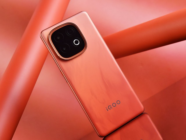 Đây là "đối thủ" của REDMI Turbo 4 Pro: Cùng dùng chip Snapdragon 8s Gen 4, có pin 7.000mAh, giá đều 7,1 triệu đồng nhưng hóa ra có một lý do cực kỳ đáng mua!- Ảnh 8. Đây là "đối thủ" của REDMI Turbo 4 Pro: Cùng dùng chip Snapdragon 8s Gen 4, có pin 7.000mAh, giá đều 7,1 triệu đồng nhưng hóa ra có một lý do cực kỳ đáng mua!- Ảnh 8.