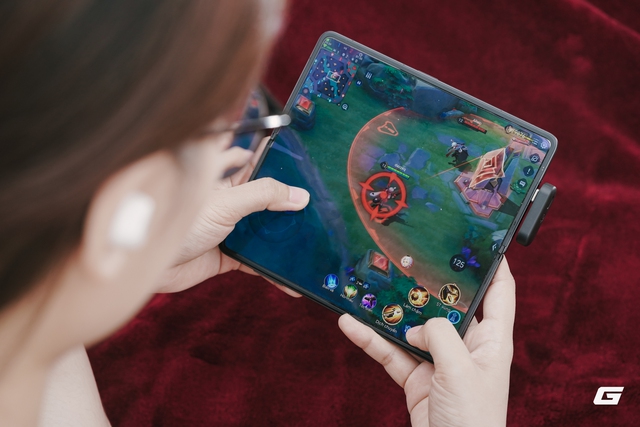 SteelSeries GameBuds khiến tôi vượt qua định kiến "cày rank là phải dùng tai nghe dây"- Ảnh 18. SteelSeries GameBuds khiến tôi vượt qua định kiến "cày rank là phải dùng tai nghe dây"- Ảnh 18.