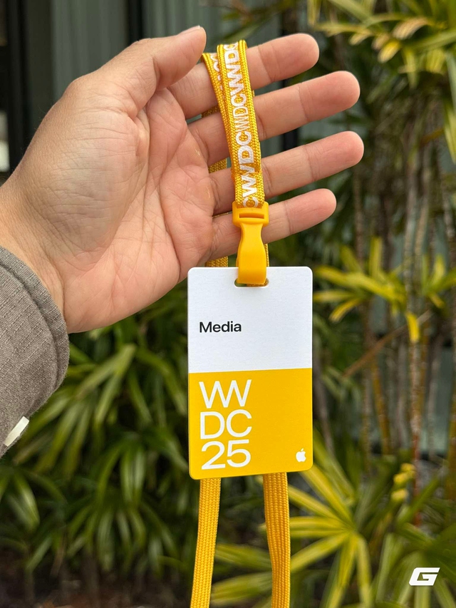 WWDC 2025 trước giờ G: Có gì sau tấm thẻ vàng? Apple sắp “ra chiêu”, cả thế giới công nghệ nín thở chờ đợi- Ảnh 1. WWDC 2025 trước giờ G: Có gì sau tấm thẻ vàng? Apple sắp “ra chiêu”, cả thế giới công nghệ nín thở chờ đợi- Ảnh 1.