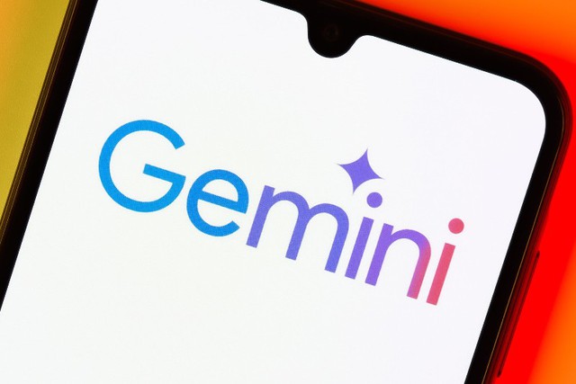 Google bị chỉ trích vì dùng dữ liệu người dùng để huấn luyện Gemini AI- Ảnh 1.