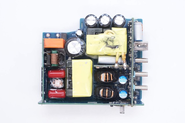 Trên tay "đồ chơi" mới của Xiaomi: Thiết kế nhỏ gọn hiện đại, sạc nhanh 120W, có cả Bluetooth và màn hình- Ảnh 8.
