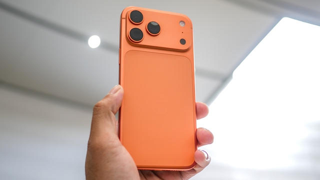 Người Việt không ngại giá cao: iPhone 17 Pro Max vẫn là "con át chủ bài", iPhone Air chưa đủ sức hấp dẫn- Ảnh 4. Người Việt không ngại giá cao: iPhone 17 Pro Max vẫn là "con át chủ bài", iPhone Air chưa đủ sức hấp dẫn- Ảnh 4.
