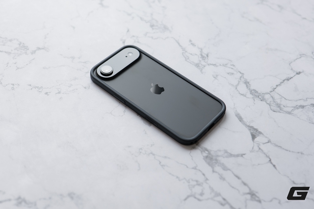 Trên tay ốp Bumper và dây đeo vai iPhone Air: Combo hài hoà vừa bảo vệ vừa đủ lại tôn vinh vẻ đẹp thiết kế- Ảnh 4.