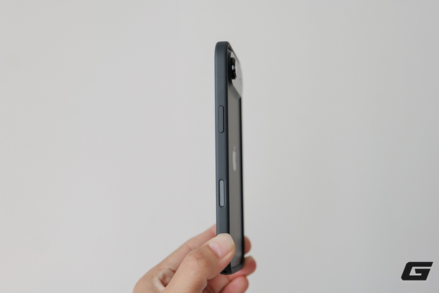 Trên tay ốp Bumper và dây đeo vai iPhone Air: Combo hài hoà vừa bảo vệ vừa đủ lại tôn vinh vẻ đẹp thiết kế- Ảnh 6.