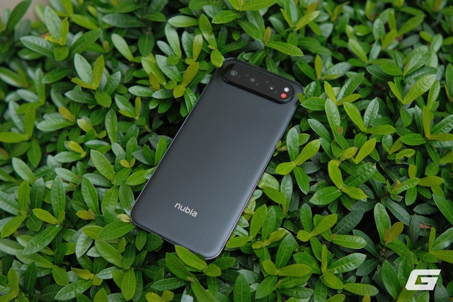 Điện thoại này mỏng như iPhone Air nhưng giá chỉ 5 triệu, có bán chính hãng- Ảnh 2.