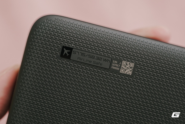 Trên tay "đồ chơi" mới của Xiaomi: Pin dự phòng Cuktech 15 Air, công nghệ silicon-carbon giờ có ở khắp mọi nơi!- Ảnh 12. Trên tay "đồ chơi" mới của Xiaomi: Pin dự phòng Cuktech 15 Air, công nghệ silicon-carbon giờ có ở khắp mọi nơi!- Ảnh 12.