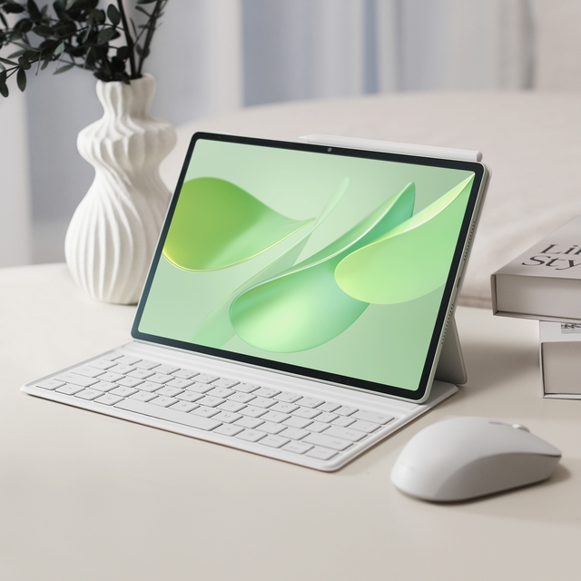 Tablet 12 inch mới của Huawei vừa ra mắt đ&atilde; sale c&ograve;n hơn 11 triệu: M&agrave;n h&igrave;nh xịn như iPad Pro, thiết kế si&ecirc;u mỏng, d&ugrave;ng để học tập vẽ vời th&igrave; "đỉnh ch&oacute;p" - Ảnh 2.