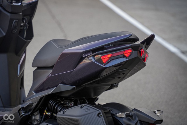 SYM tung ra bản nâng cấp cho mẫu xe tay ga 158 cc với hàng loại công nghệ mà người dùng Honda, Yamaha ao ước - Ảnh 6.