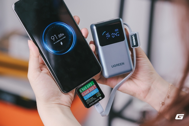 Đ&atilde; t&igrave;m thấy pin dự ph&ograve;ng "ch&acirc;n &aacute;i" mới: Thiết kế nhỏ gọn, c&ocirc;ng suất cao sạc được cả MacBook, t&iacute;ch hợp m&agrave;n h&igrave;nh, gi&aacute; sale chỉ hơn 600.000 đồng - Ảnh 11.