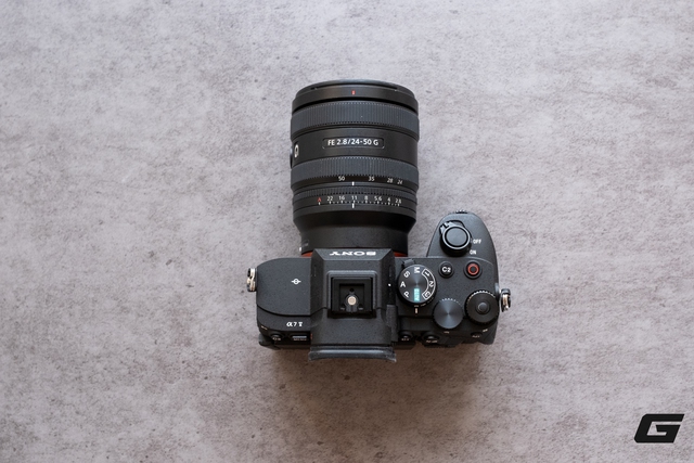 Tr&ecirc;n tay v&agrave; trải nghiệm nhanh Sony A7 V: Khi d&ograve;ng A7 "quốc d&acirc;n" chạm ngưỡng cao cấp - Ảnh 2.