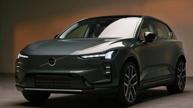 Volvo EX60 ra mắt: Xe điện t&iacute;ch hợp google gemini đầu ti&ecirc;n thế giới vận h&agrave;nh 810 km một lần sạc - Ảnh 1.