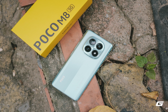 Đây là điện thoại 5G giá rẻ mới của Xiaomi: Thiết kế quen thuộc, dùng hẳn chip Snapdragon, pin - Ảnh 1.