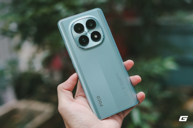 Đây là điện thoại 5G giá rẻ mới của Xiaomi: Thiết kế quen thuộc, dùng hẳn chip Snapdragon, pin - Ảnh 2.