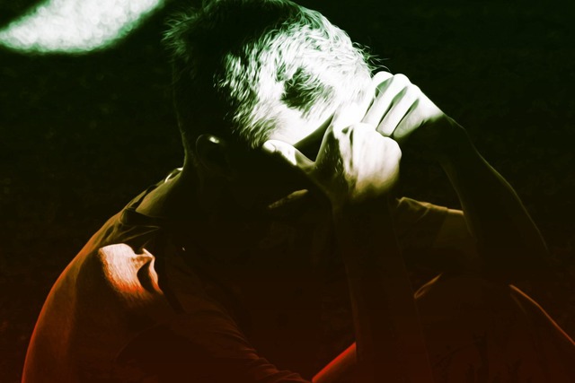 Kiểm soát bệnh tâm thần ổn định suốt nhiều năm, người đàn ông bất ngờ tái phát loạn thần và phải nhập viện vì tin vào "ảo giác" của ChatGPT - Ảnh 1.