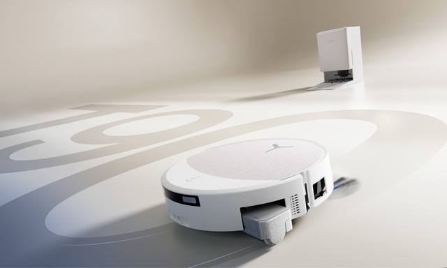 Ecovacs tr&igrave;nh diễn ch&oacute; robot, robot lau k&iacute;nh, cắt cỏ v&agrave; vệ sinh hồ bơi tại CES 2026 - Ảnh 2.