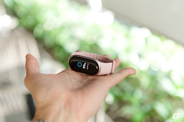 Trên tay Xiaomi Smart Band 11: Mỏng nhẹ hơn, màn hình sáng 2.000 nit, - Ảnh 3.