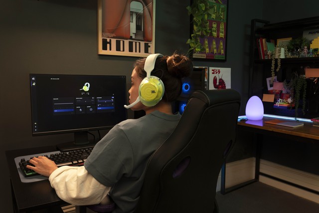 JBL Quantum 520 ra mắt tại Việt Nam, tai nghe gaming không dây driver 50mm, pin 37 giờ, giá 2,99 triệu đồng - Ảnh 1.