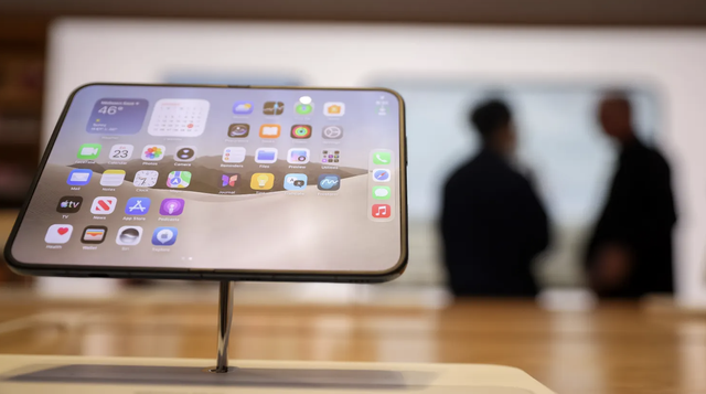 Apple thừa nhận iPhone Duo lỗi màn hình - Ảnh 1.