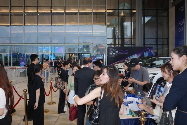 D&agrave;n KOL c&ocirc;ng nghệ "đổ bộ" thảm đỏ Gala Better Choice Awards 2026 - Ảnh 7.