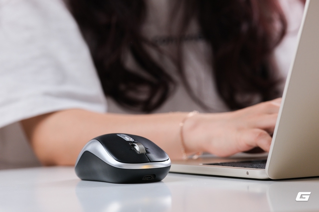 Dùng thử chuột HyperWork Silentium Gen 2: Con lăn ngang, pin 70 ngày và cái giá dưới 500.000 đồng khiến tôi bất ngờ - Ảnh 11.
