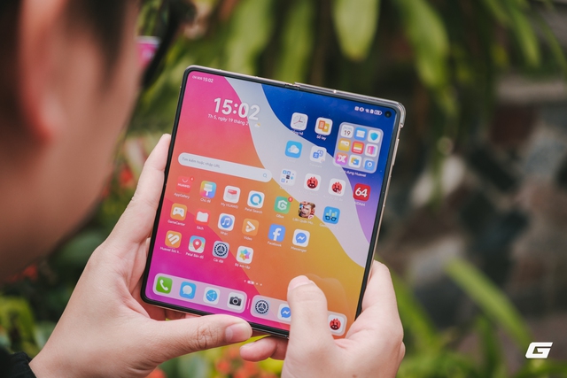 Mở hộp điện thoại gập 55 triệu ch&iacute;nh h&atilde;ng của Huawei: Pin lớn, camera chụp đẹp, kh&ocirc;ng Google, kh&ocirc;ng 5G - ai sẽ mua? - Ảnh 29.