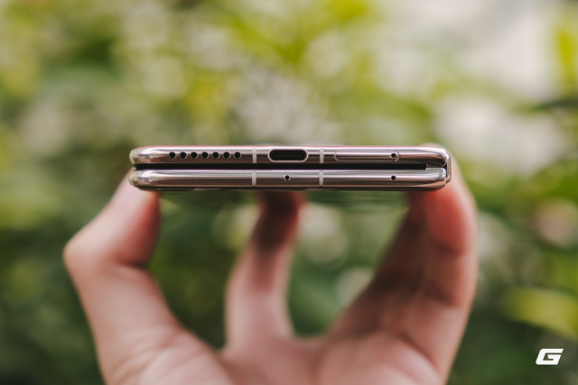 Mở hộp điện thoại gập 55 triệu ch&iacute;nh h&atilde;ng của Huawei: Pin lớn, camera chụp đẹp, kh&ocirc;ng Google, kh&ocirc;ng 5G - ai sẽ mua? - Ảnh 7.