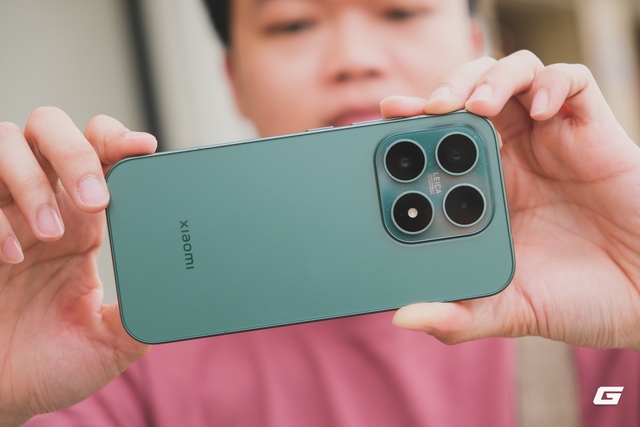 Điện thoại nhỏ gọn đáng mua nhất của Xiaomi: Thiết kế cao cấp, chip khoẻ, pin lớn nhất, cầm lên là chỉ muốn dùng luôn - Ảnh 9.