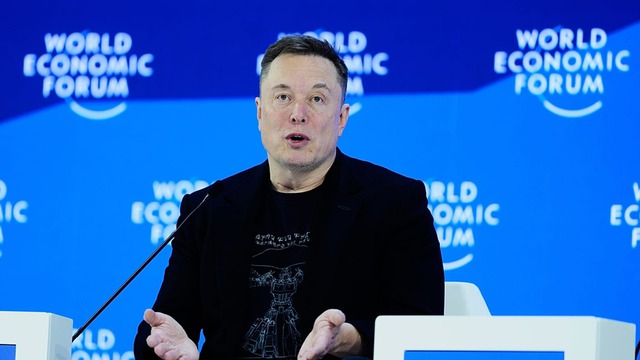 Tỷ ph&uacute; Elon Musk tuy&ecirc;n bố thế giới cũ chỉ c&ograve;n 5 năm v&agrave; &aacute;t chủ b&agrave;i của Trung Quốc kh&ocirc;ng phải chip b&aacute;n dẫn - Ảnh 2.