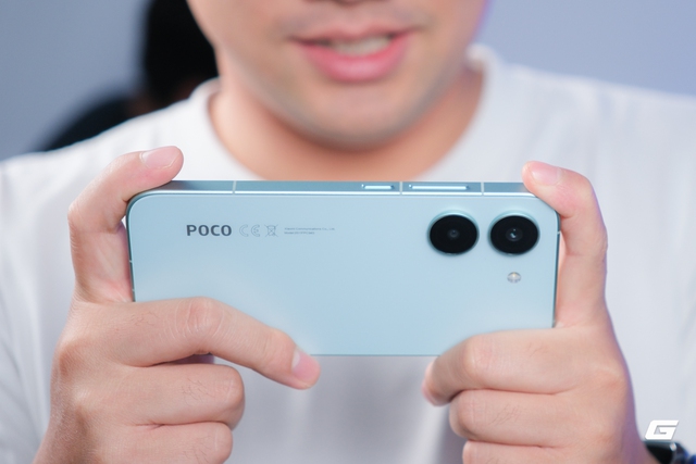 Xiaomi vừa "huỷ diệt" h&agrave;ng x&aacute;ch tay bằng chiếc m&aacute;y n&agrave;y! - Ảnh 8.