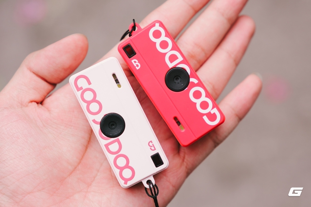 M&aacute;y ảnh b&eacute; bằng ng&oacute;n tay c&aacute;i gi&aacute; 300.000 đồng - chụp ra ảnh thế n&agrave;o m&agrave; giới trẻ 'ph&aacute;t cuồng - Ảnh 4.