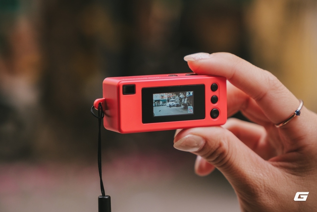 M&aacute;y ảnh b&eacute; bằng ng&oacute;n tay c&aacute;i gi&aacute; 300.000 đồng - chụp ra ảnh thế n&agrave;o m&agrave; giới trẻ 'ph&aacute;t cuồng - Ảnh 8.