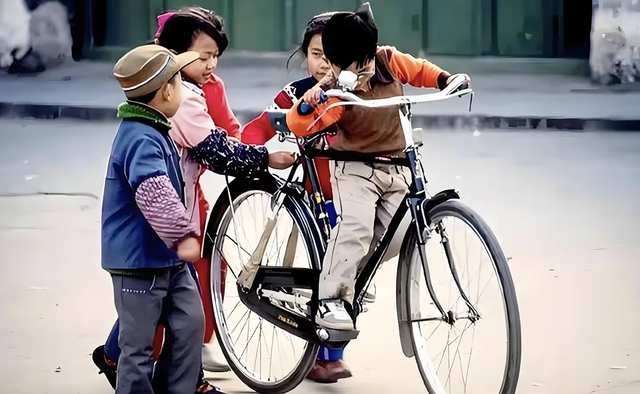 Vì sao đi xe đạp học một lần nhớ mãi còn chơi piano chỉ vài ngày đã quên và lời giải từ khoa học - Ảnh 3.