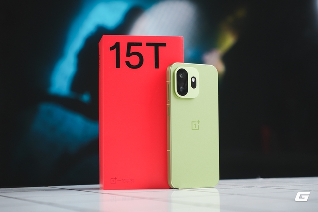 Đây mới đúng chuẩn "flagship killer" của OnePlus: Thiết kế cao cấp, chip Snapdragon 8 Elite Gen 5 gần 4 triệu điểm AnTuTu, pin 9.500mAh, giá rẻ hơn cả iPhone 17e - Ảnh 1.