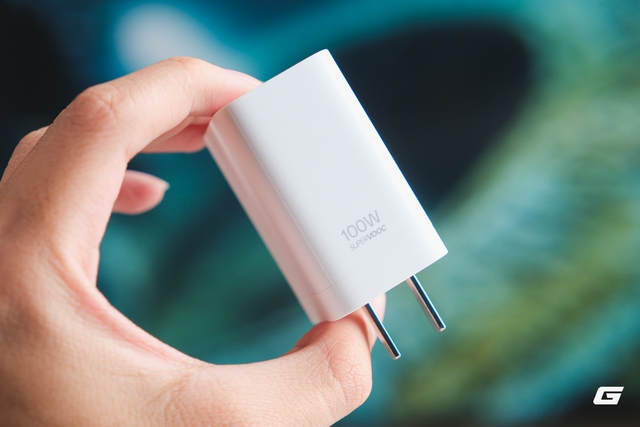 Đây mới đúng chuẩn "flagship killer" của OnePlus: Thiết kế cao cấp, chip Snapdragon 8 Elite Gen 5 gần 4 triệu điểm AnTuTu, pin 9.500mAh, giá rẻ hơn cả iPhone 17e - Ảnh 23.