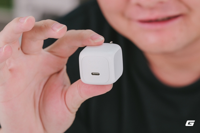 Củ sạc 45W nhỏ gọn đ&aacute;ng mua nhất - Ảnh 1.