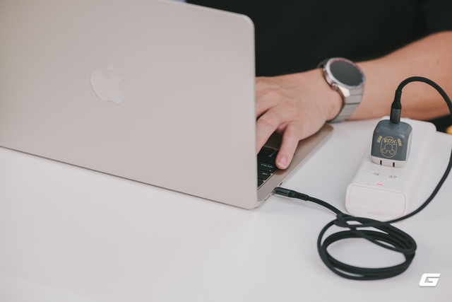 Củ sạc 45W bé như sạc 5W: Thiết kế quá gọn nhẹ, sạc được cả MacBook, giá chỉ vài trăm ngàn đồng - Ảnh 12.