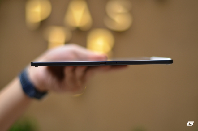 Đánh giá chi tiết Kindle Scribe 2025: Mẫu máy đọc sách có màn hình lớn nhất của Amazon - Ảnh 2.