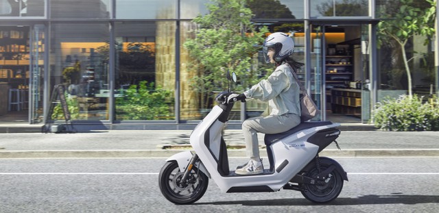 Honda hé lộ xe máy điện siêu rẻ trong bằng sáng chế mới, tham vọng phổ cập phương tiện điện toàn cầu - Ảnh 1.