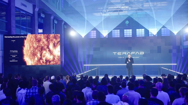 5.000 tỷ USD, 358 nhà máy và 1 chip AI: “Canh bạc” lớn nhất thế kỷ của Elon Musk tiêu tốn hơn 70% ngân sách Mỹ - Ảnh 2.