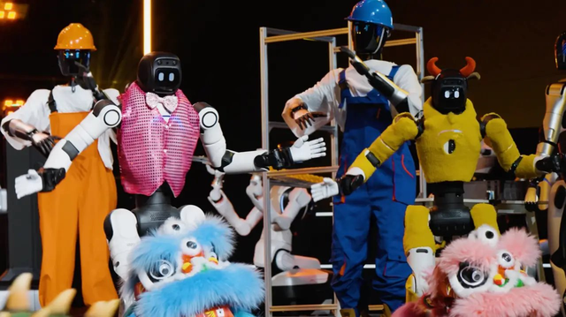 Từ 30.000 xuống 1.000 Nh&acirc;n d&acirc;n tệ: Cơn sốt thu&ecirc; robot ở Trung Quốc "nguội lạnh" sau b&ugrave;ng nổ - Ảnh 1.