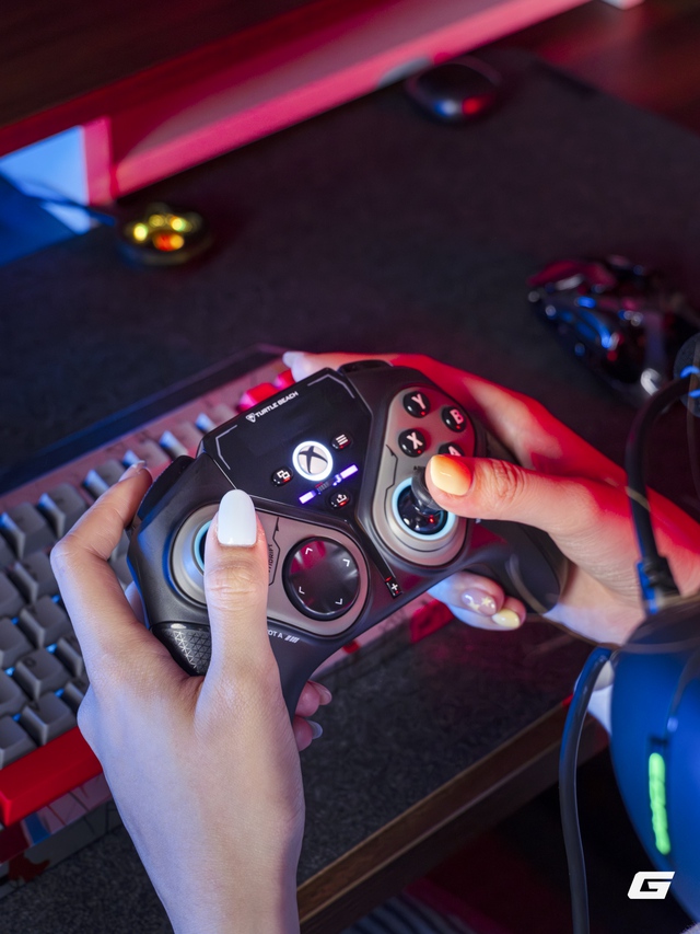 Tay cầm c&oacute; thể 'biến h&igrave;nh' n&agrave;y đang giải quyết vấn đề m&agrave; game thủ cầm chuột kh&ocirc;ng ngờ tới - Ảnh 11.