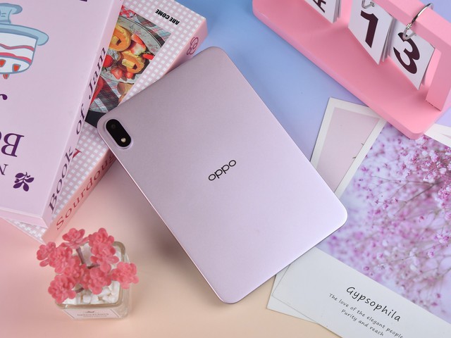 OPPO ra "iPad Mini": M&agrave;n h&igrave;nh 8,8 inch OLED 144Hz, chip Snapdragon 8 Gen 5 - Ảnh 1.