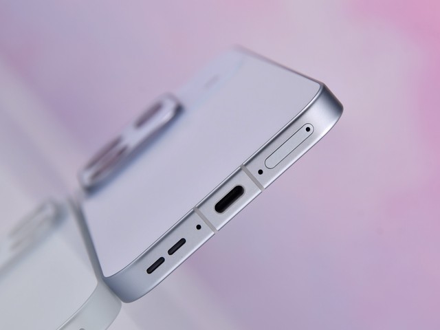  Smartphone nhỏ gọn nhét hai camera 200 MP, ống kính tele 5.6x, giá từ khoảng 20,5 triệu đồng - Ảnh 4.