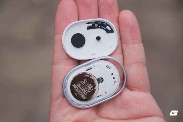 D&ugrave;ng thử "AirTag" của Xiaomi gi&aacute; chỉ 490.000 đồng: Thiết kế gọn nhẹ, d&ugrave;ng được cả iPhone lẫn Android - Ảnh 4.