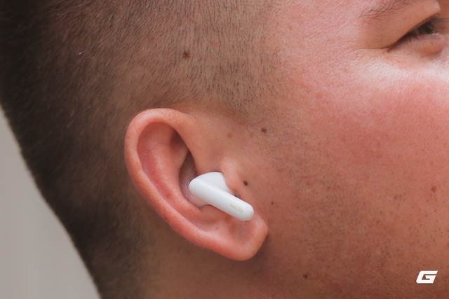 Bỏ 2,49 triệu mua tai nghe REDMI, vừa đeo v&agrave;o đ&atilde; thấy c&oacute; g&igrave; đ&oacute; "sai sai", nhưng m&agrave; l&agrave; sai theo hướng qu&aacute; tốt so với gi&aacute; tiền - Ảnh 5.