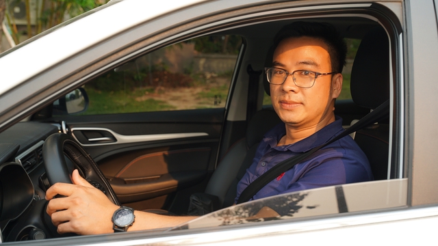 Phải đi h&agrave;ng trăm kilomet để bảo h&agrave;nh: T&igrave;nh cảnh "tiến tho&aacute;i lưỡng nan" của người d&ugrave;ng xe điện Trung Quốc bị bỏ rơi - Ảnh 2.